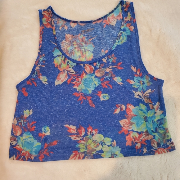 Arizona Jean Company Tops - Arizona Jeans Floral Crop Top